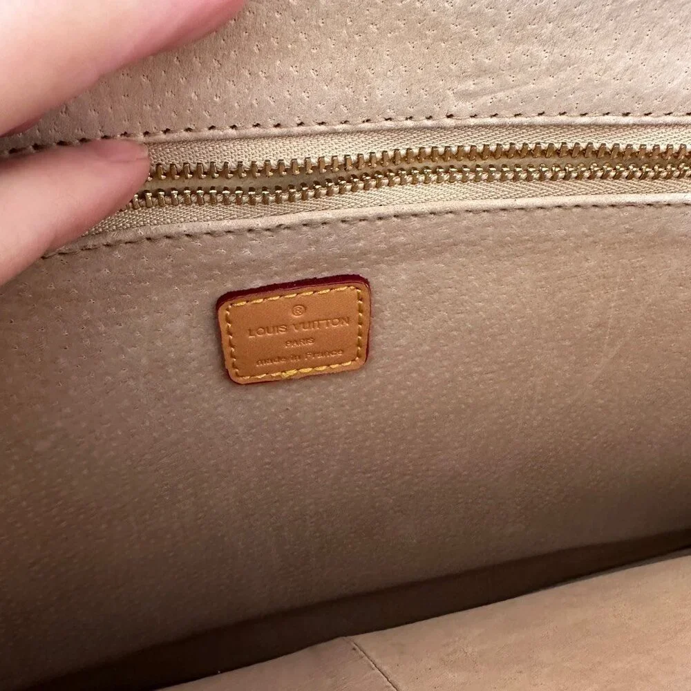 LOUIS VUITTON Monogram Porte Documents Bandouliere Bag